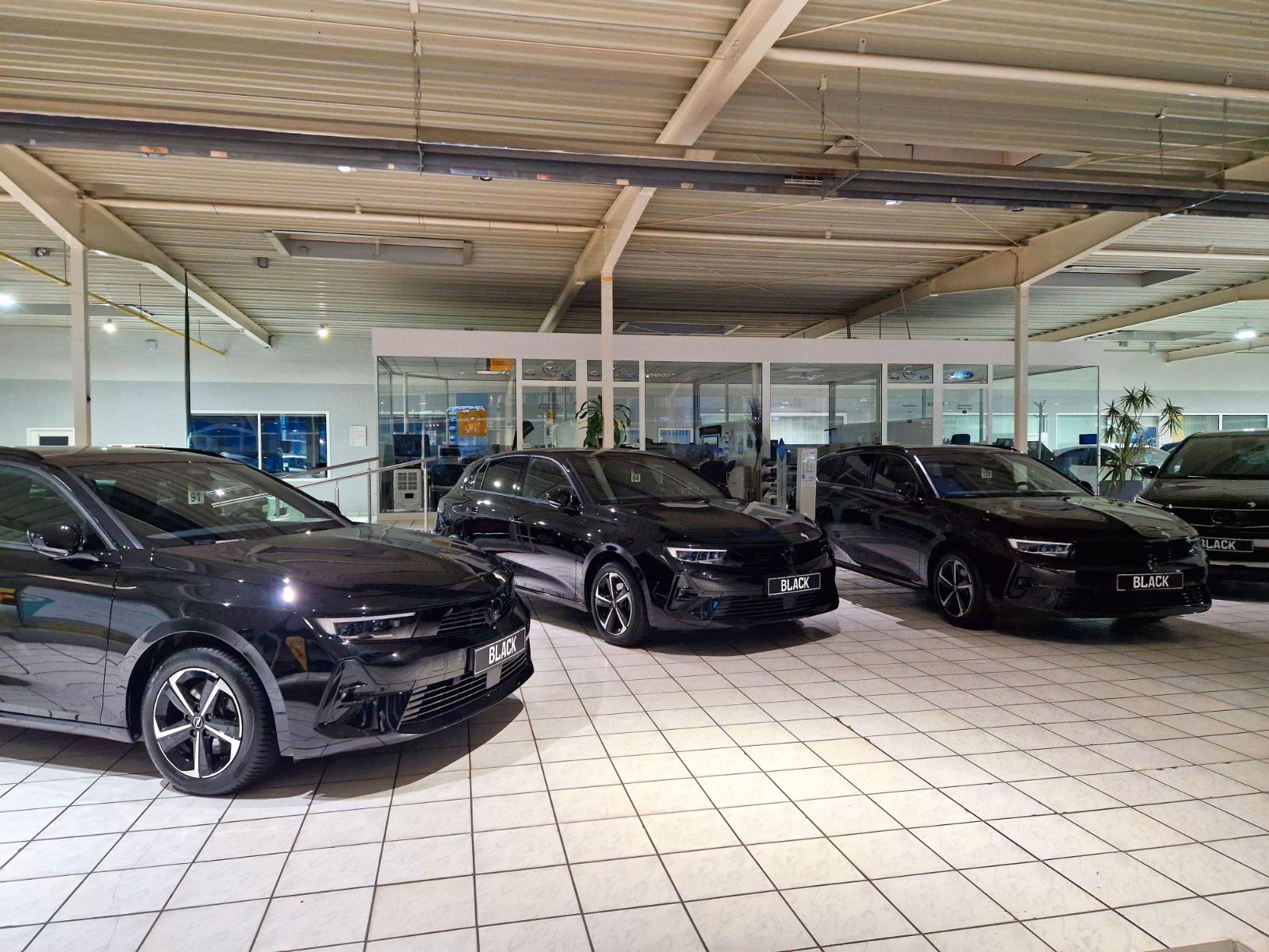 showroom-image-main