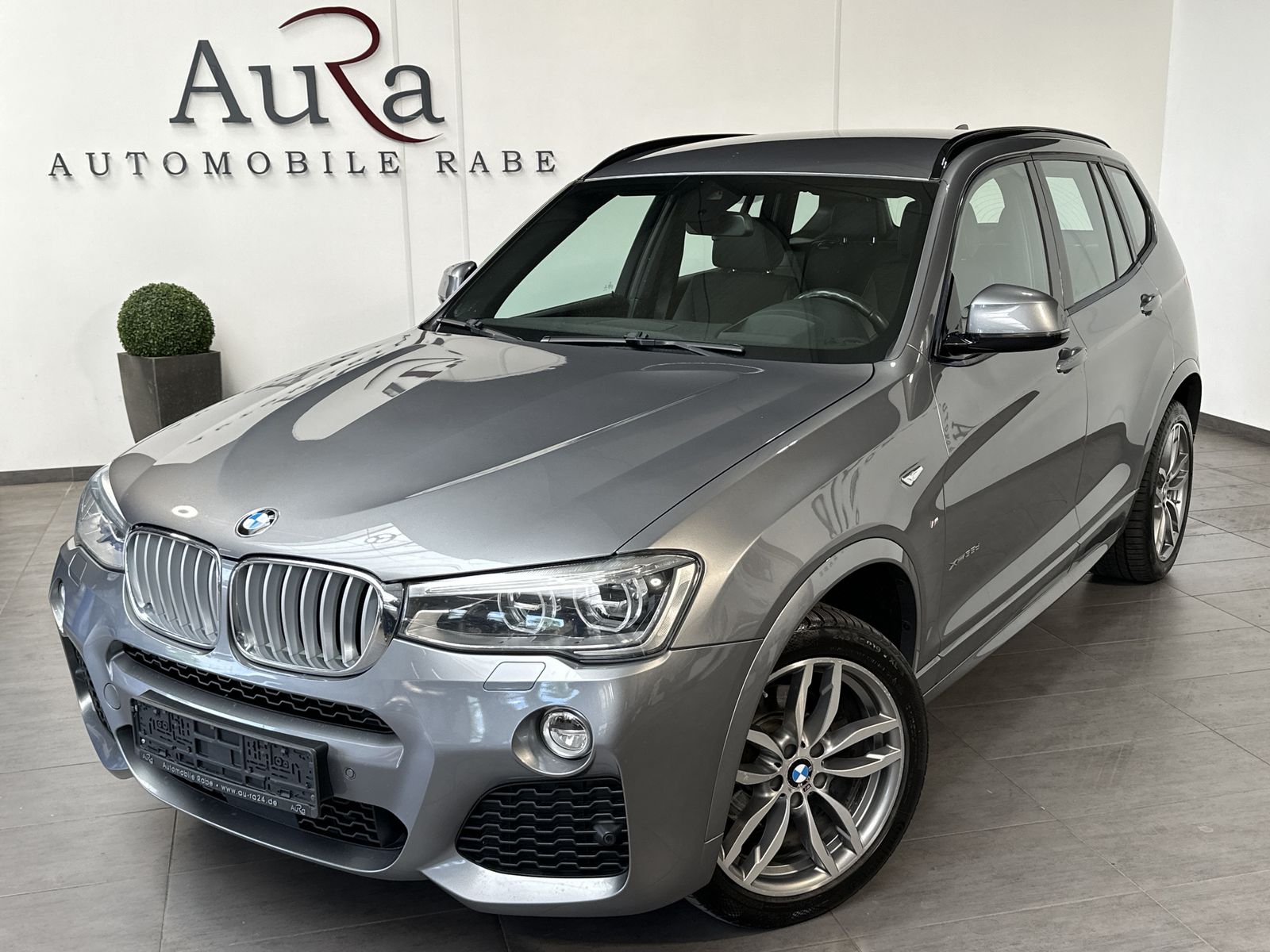 Fahrzeugabbildung BMW X3 xDrive35d M-Sport NAV+LED+ACC+HEAD-UP+KAMERA