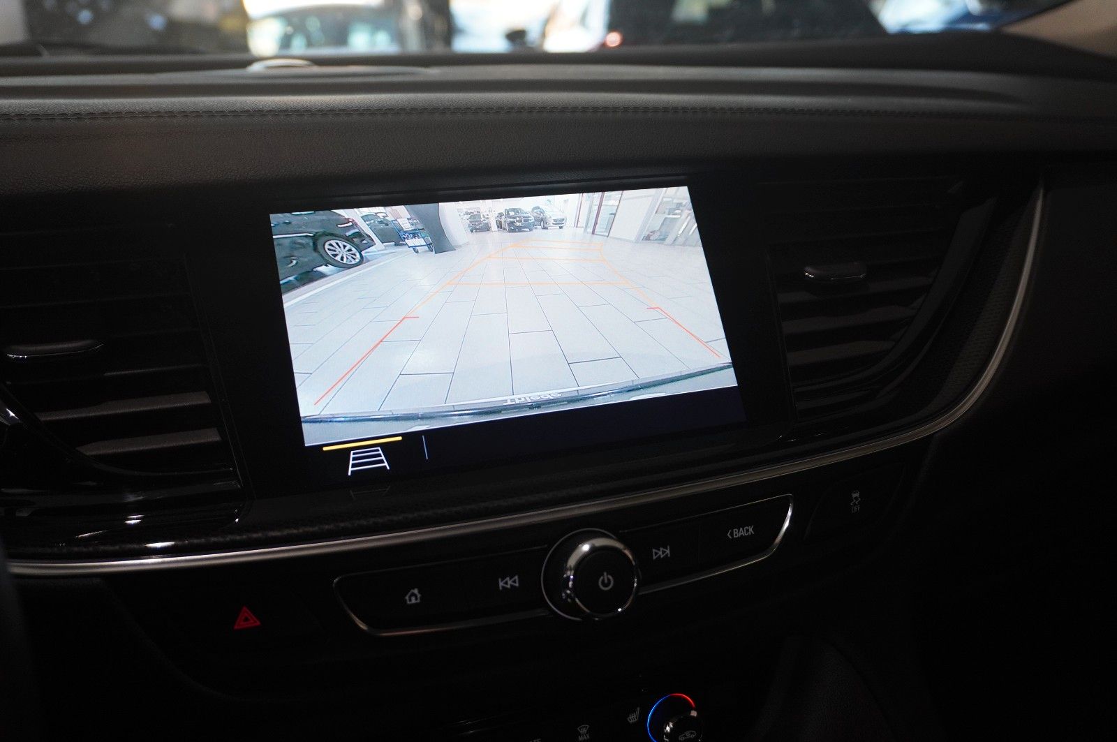 Fahrzeugabbildung Opel Insignia B GS 2.0D ELEGANCE NAVI/LED/KAMERA/DAB+