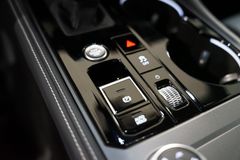VW Touareg TDI R-Line | Leder | HuD | Luftfederung VW Touareg TDI R-Line | Leder | HuD | Luftfederung