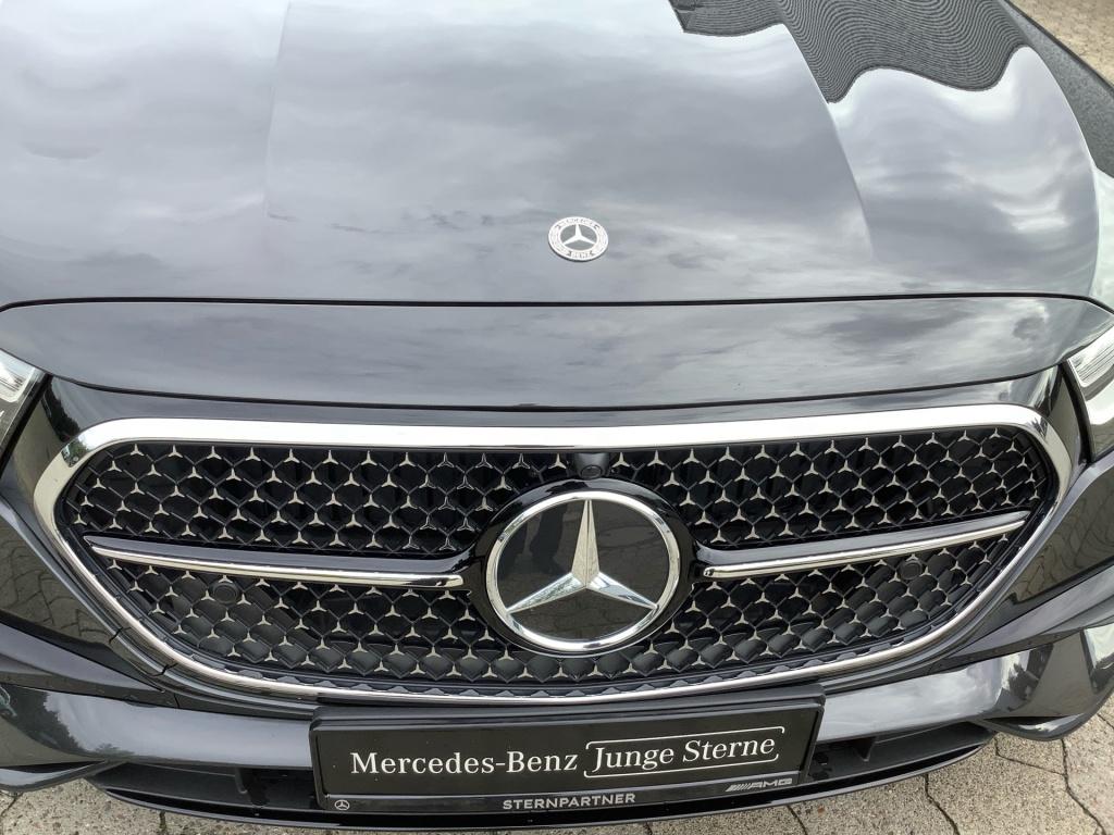 Mercedes-Benz E 220 d T AMG+MBUX+PANORAMA+DISTR+TOTW+NIGHT+AHK