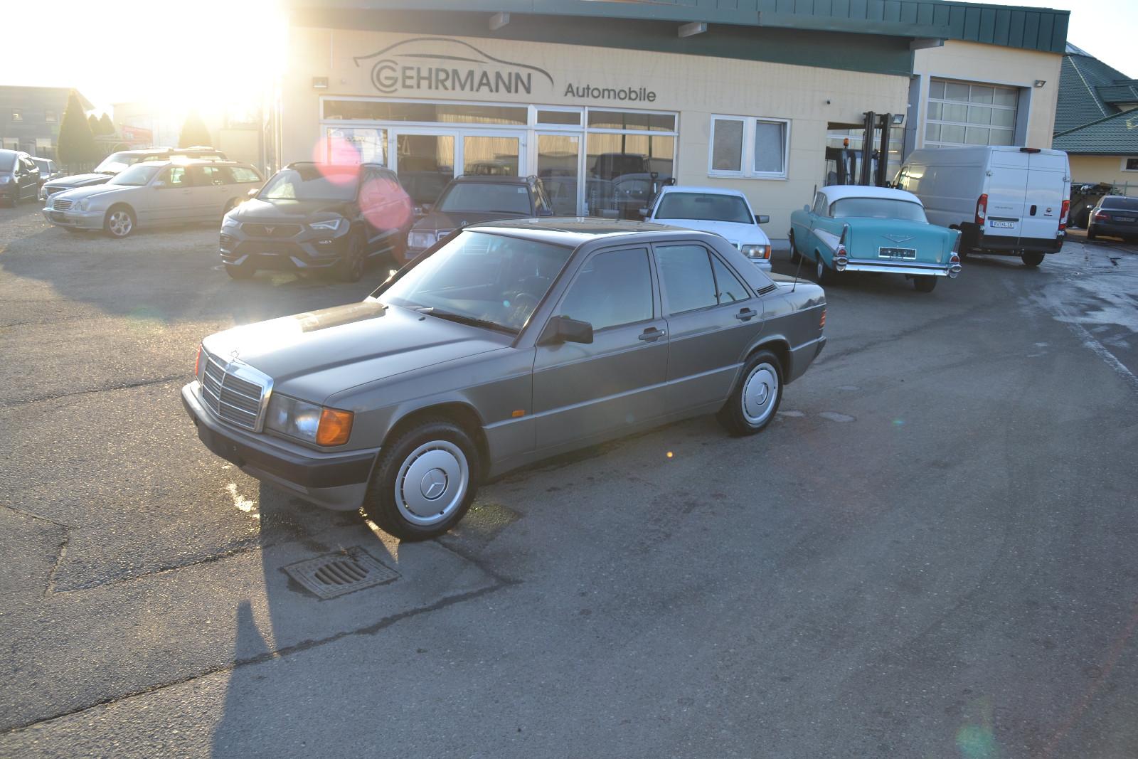Mercedes-Benz 190 E 2,0 1 Hand*MB Scheckheft*ohne Rost*Schiebe