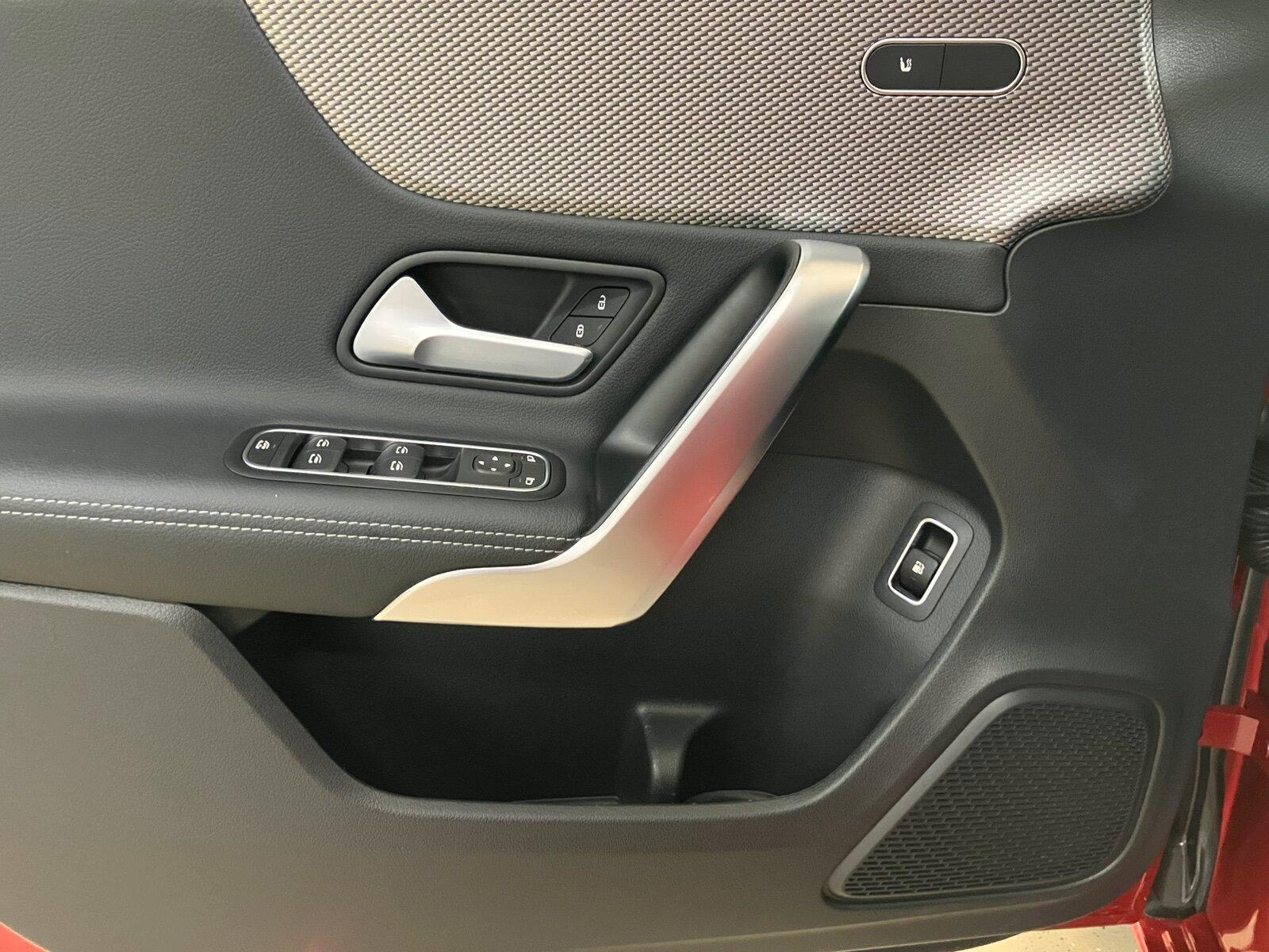 Mercedes-Benz A 250 e Progres MBUX RüCam LED Spur DABCarPlay