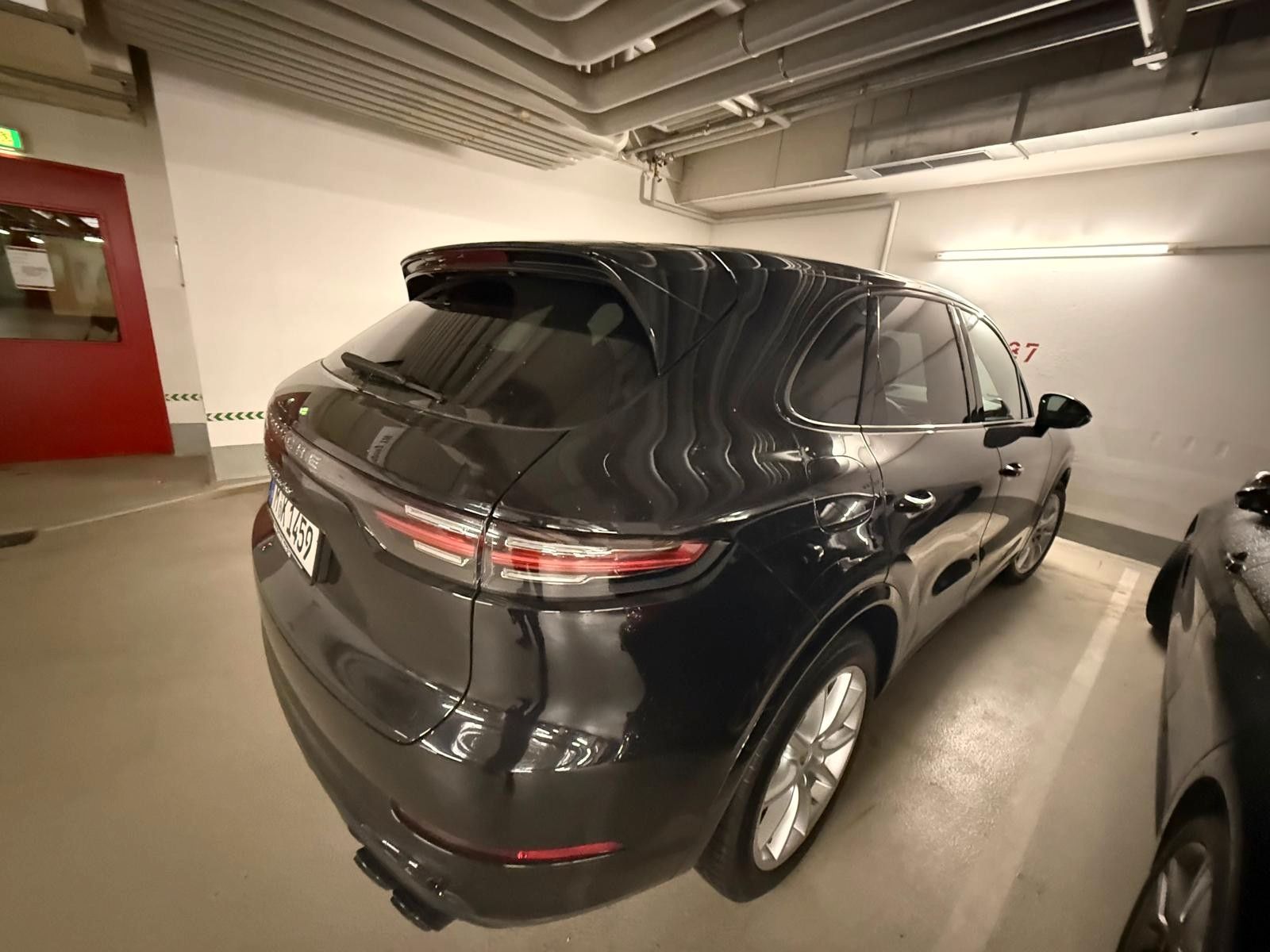 Fahrzeugabbildung Porsche Cayenne Turbo Matrix*Hinterachslenkung*Garantie