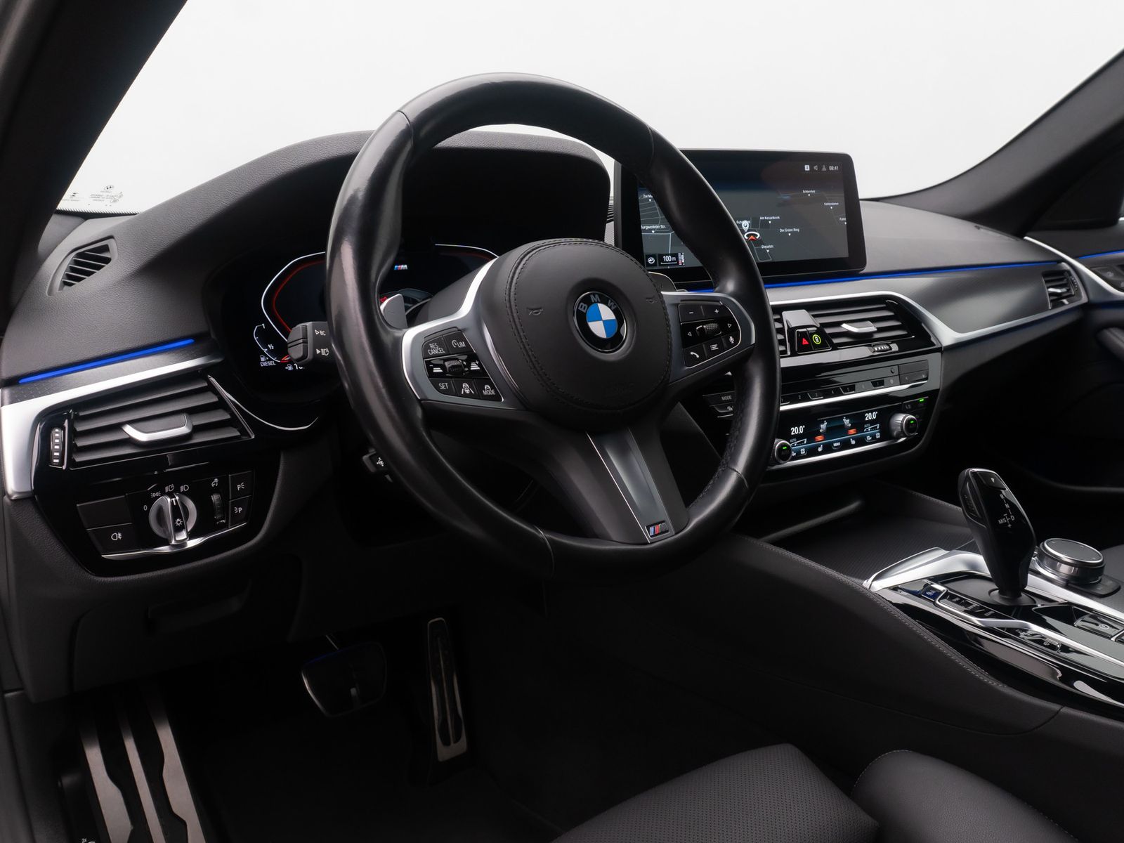 Fahrzeugabbildung BMW 530d xD M Sport DAB Laser 360&deg;HUD 4xKlima 19Zoll