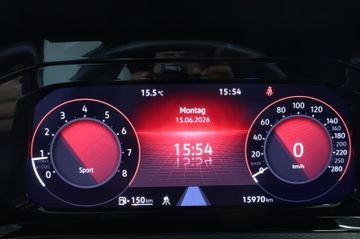 Volkswagen Golf VIII GTI 2.0 TSI AID+LED+CARPLAY+AMBIENT