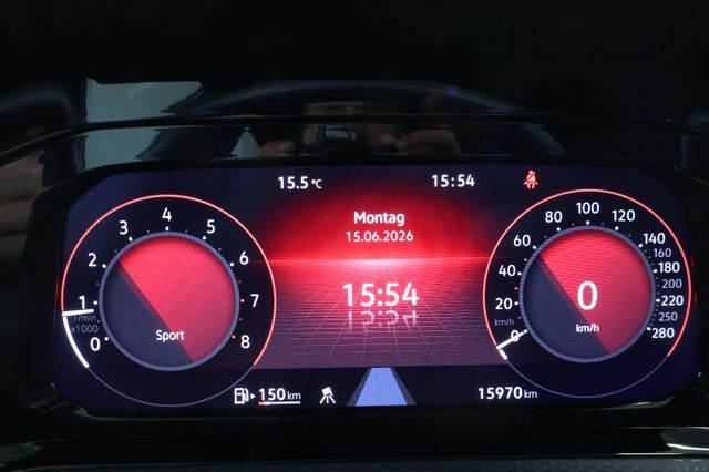 Volkswagen Golf VIII GTI 2.0 TSI AID+LED+CARPLAY+AMBIENT