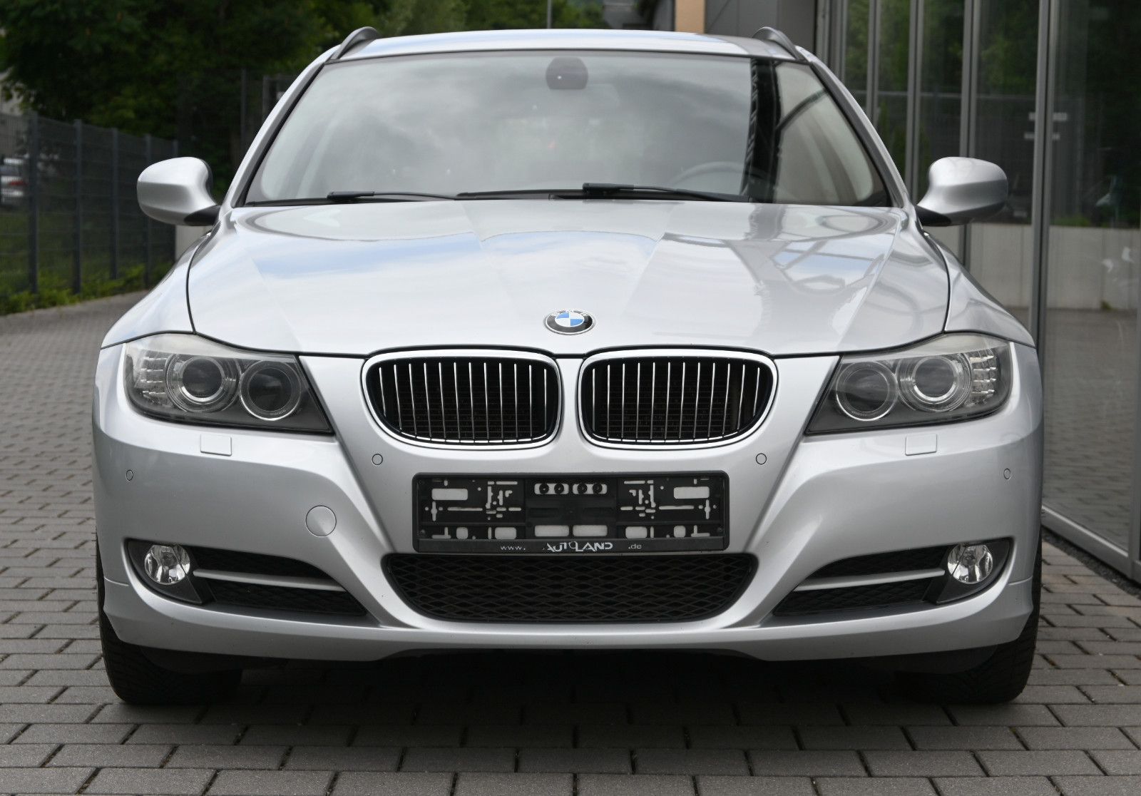Fahrzeugabbildung BMW 320d Touring Aut. Ed.Lifestyle °AHK°STANDHEIZUNG