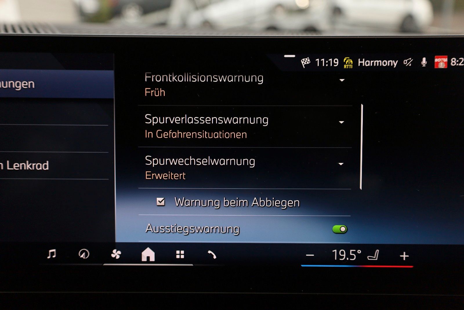 Fahrzeugabbildung BMW 530e Touring Leder,Navi,LED,H/K,Travel Paket,AHK