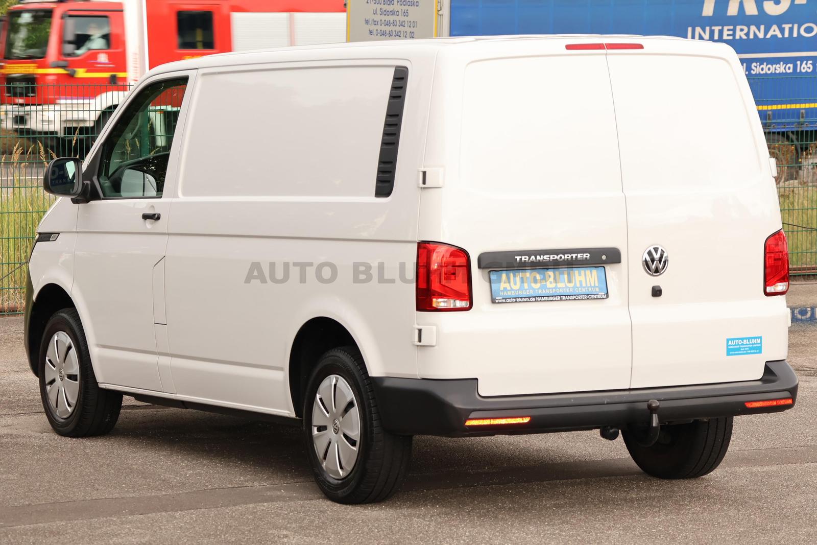 Volkswagen T6. TDI-SCR Kasten KR Klima AHK 2,5T 3-Sitze Cam