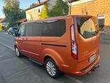 Ford Tourneo Custom - Hybrid (Diesel/Elektro): Kleinbus