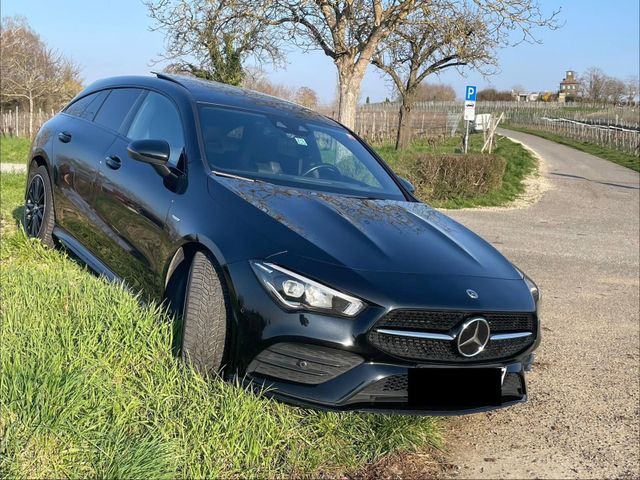 MERCEDES-BENZ Mercedes Benz CLA 220 4 Matic
