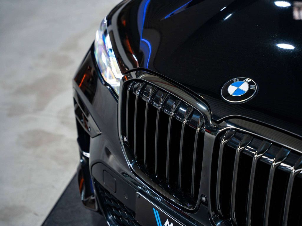 BMW xDrive40i - MSport - Pano Sky Lounge - Laser  imagem 2