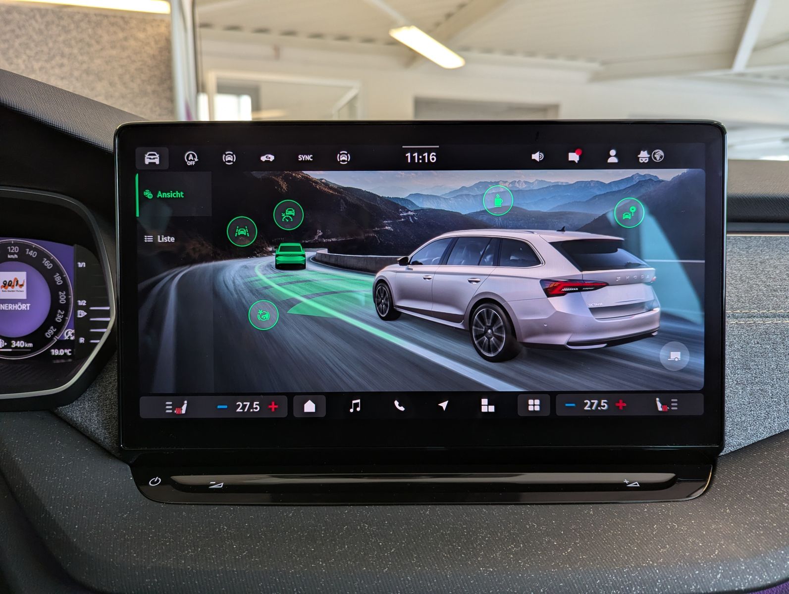 SKODA Octavia 1.5 TSI DSG ACC Style-Paket AHK 5J Garan - Image 24