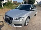 Audi A3 1.4 Sportback Ambition - Audi A3 aus 2013: Limousine