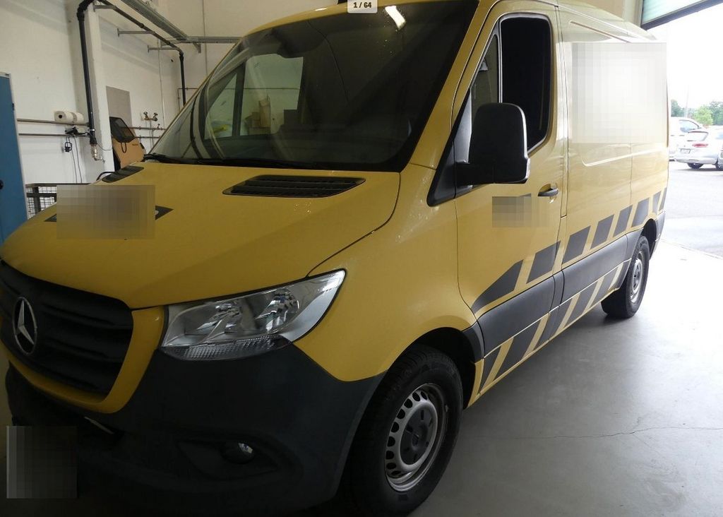 Image of Mercedes-Benz Sprinter