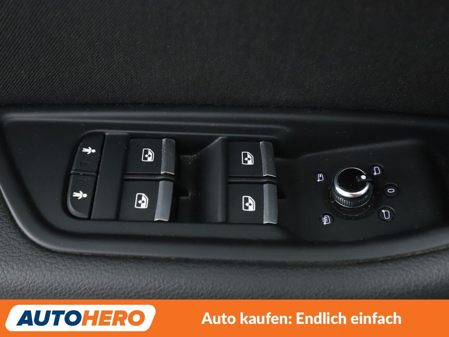Audi A4 35 TDI Sport Aut.*NAV*LED*TEMPO*PDC*SHZ*AHK*