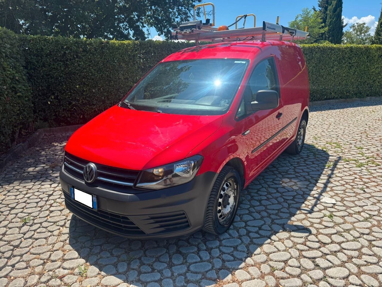 Volkswagen Caddy - 1