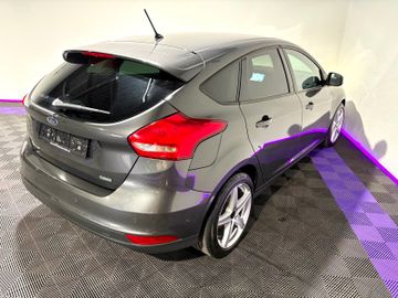 Ford Focus - 9