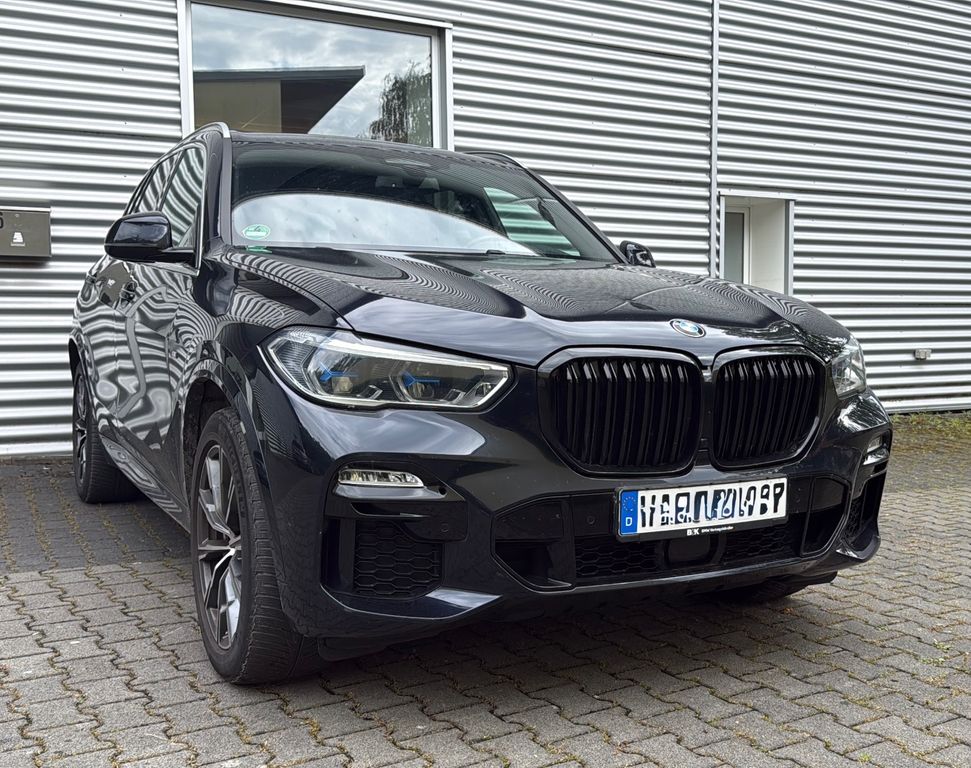 Image of BMW X5