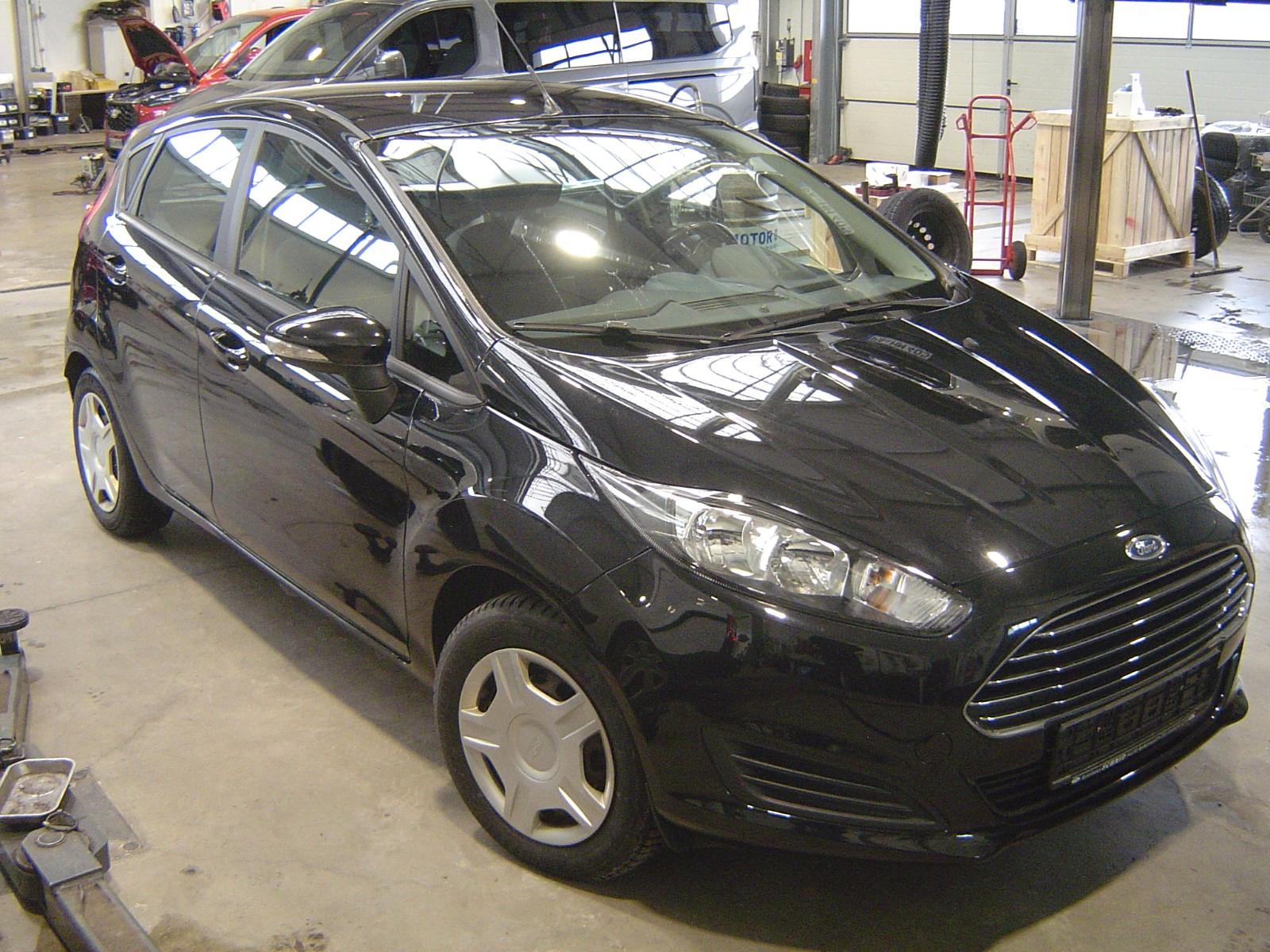 Ford Fiesta Trend  / Facelift-Modell,  ALU, + WKR