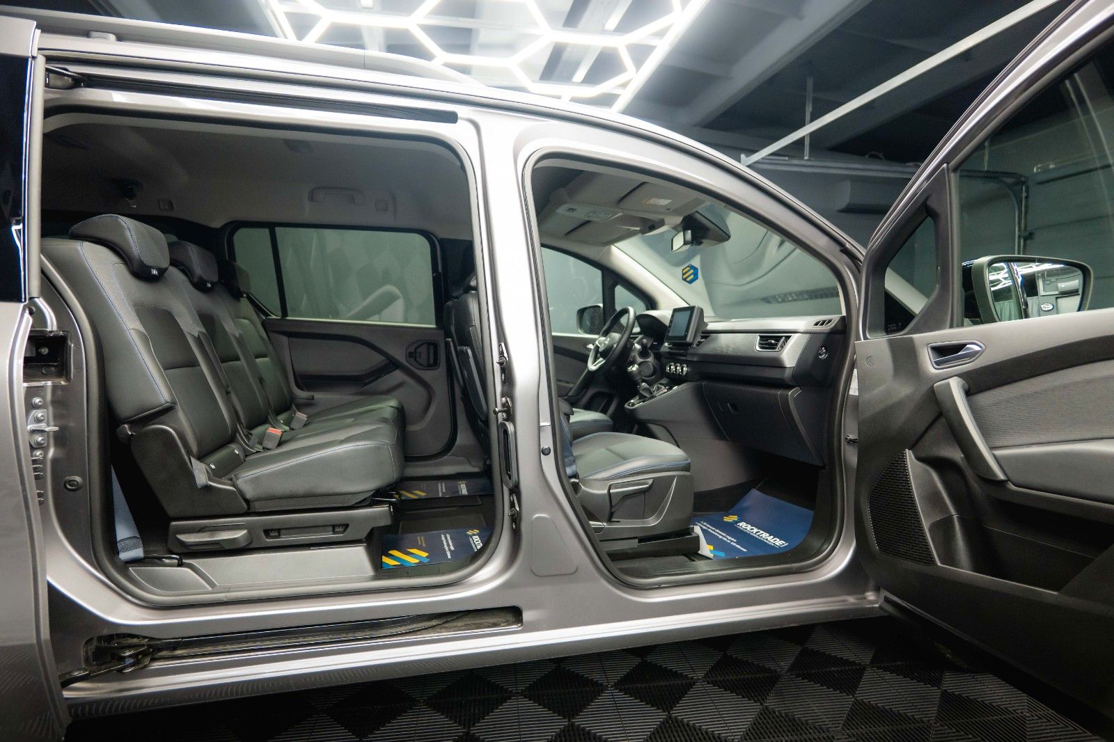 Fahrzeugabbildung Nissan Townstar Kombi L2 Tekna 7 Sitze *LED*Kamera*Navi