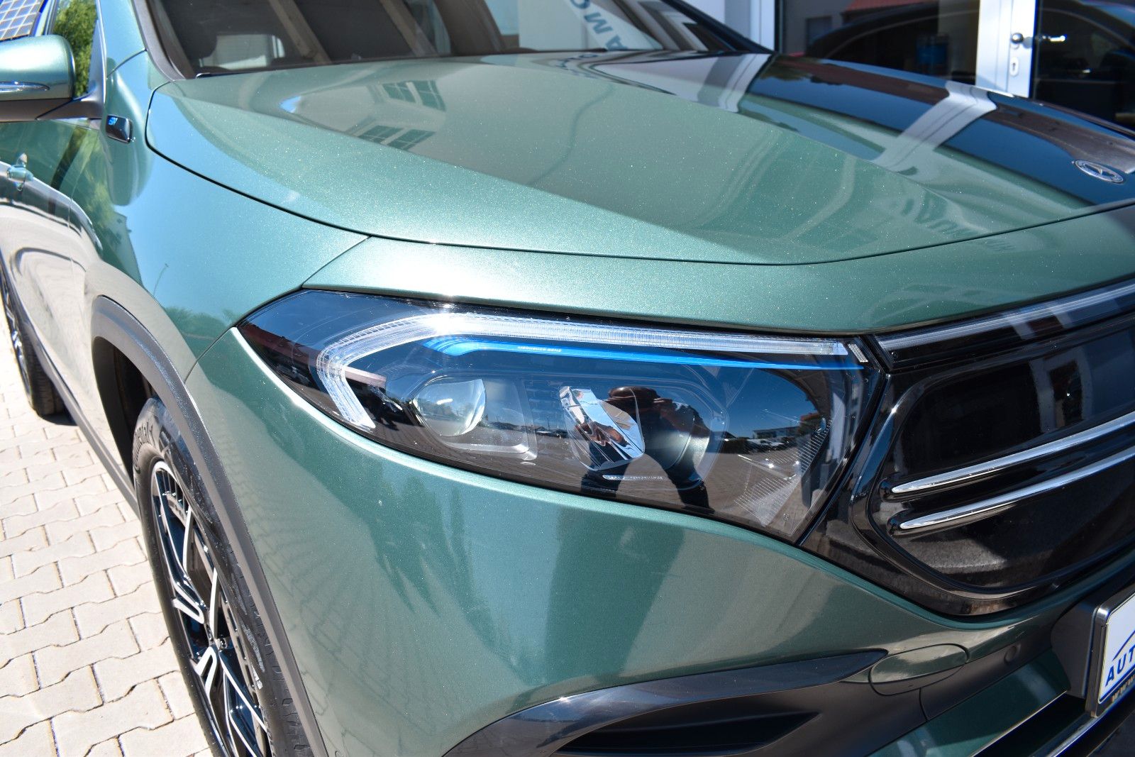 Mercedes-Benz EQA 250 AMG Line Navi PanoDach AHK Sitzhzg foto 11