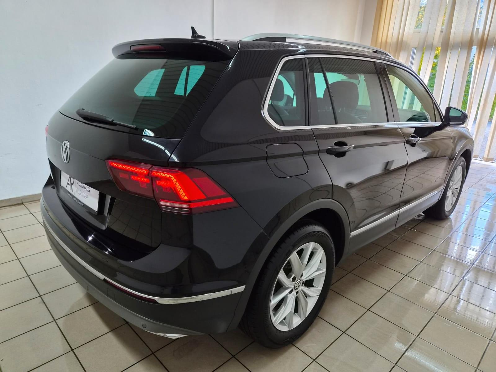 Volkswagen Tiguan 2.0 TSI 4M Highline LED Panorama AHK 360