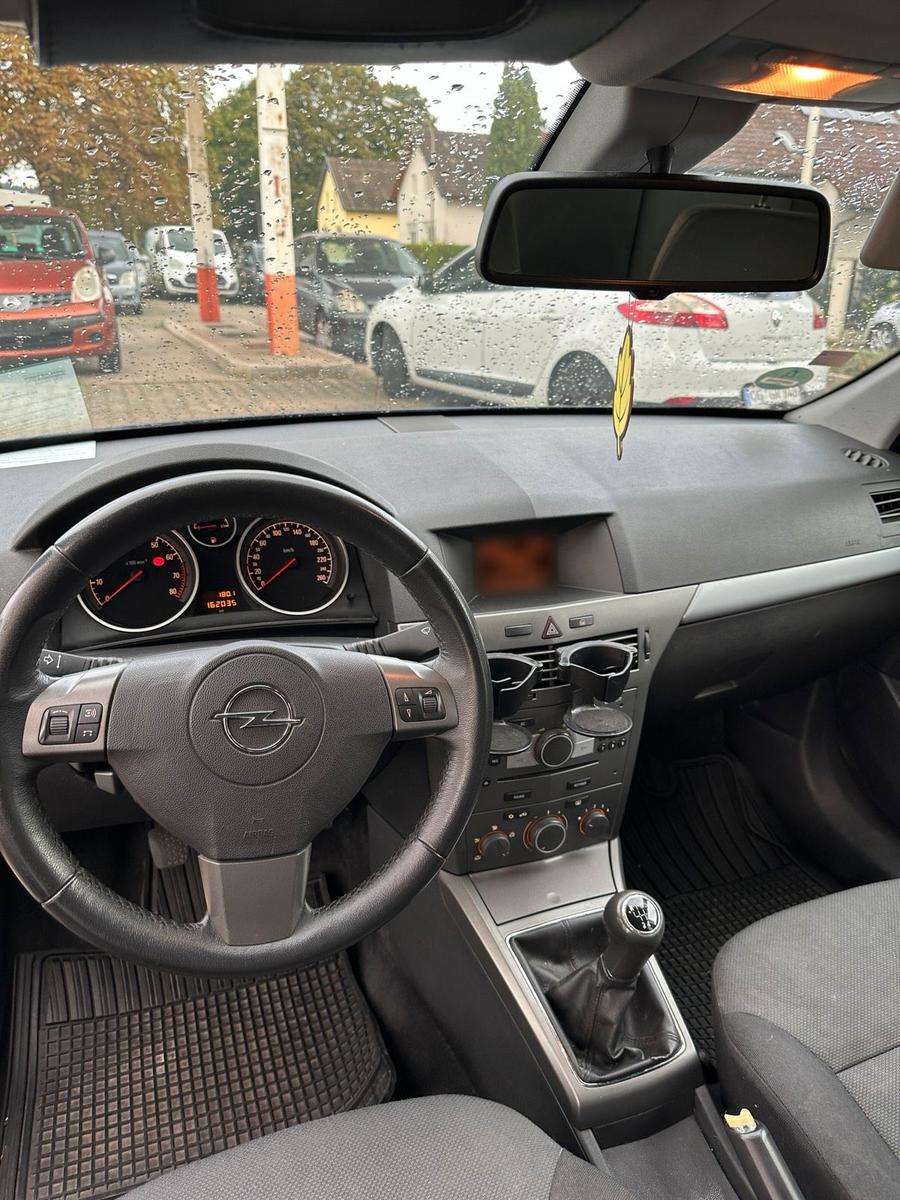 Opel Astra 2006 — photo 5