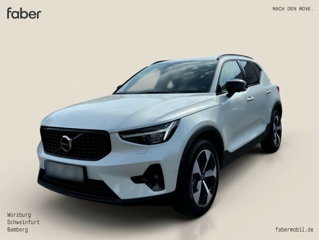 Volvo XC40 B4 2WD Plus Dark Benzin