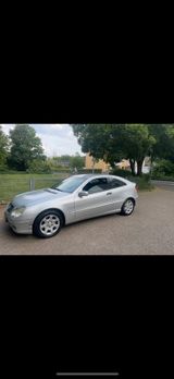 Mercedes-Benz Cl 180 *9 Zoll Display*Tempomat*E-fenster*... - Mercedes-Benz CL 180