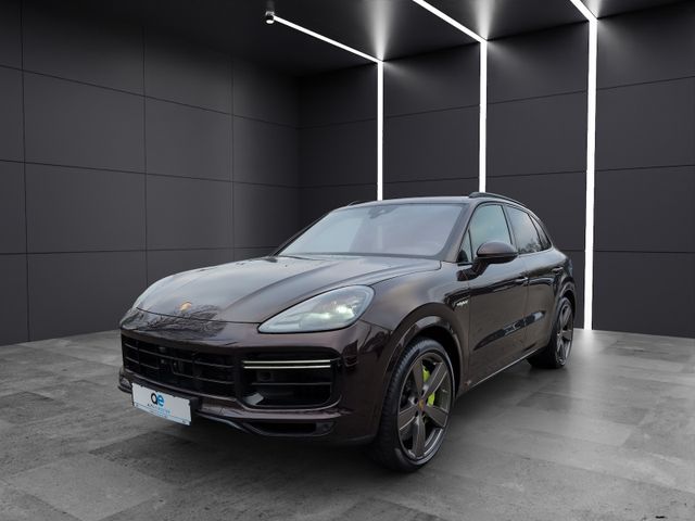 Porsche Cayenne Turbo S E-H*Nacht*Softcl*Keramik*360*AHK