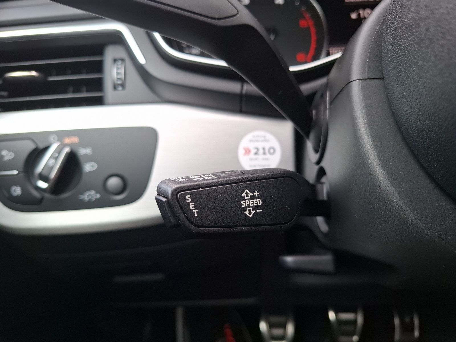 Fahrzeugabbildung Audi A5 Sportback TDI  sport quattro S-Line Xenon AHK
