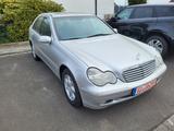 Mercedes-Benz  1.Hand    220 CDI   original  66.300 km     - gebrauchte Mercedes-Benz C 220 aus dem Jahr 2001