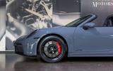Porsche 992 911 TARGA 4 GTS | LIFTING| BOSE SOUND| MY26 - mit Benzin-Antrieb: Sitzheizung, Cabrio