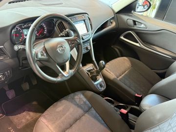 Opel Zafira - 11