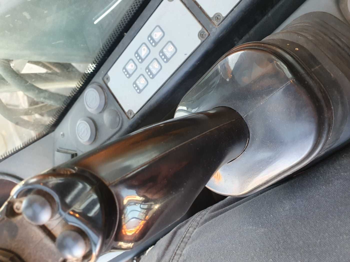 Fahrzeugabbildung Liebherr R926 K LC / nur 2.690h! / SW48 LIKUFIX