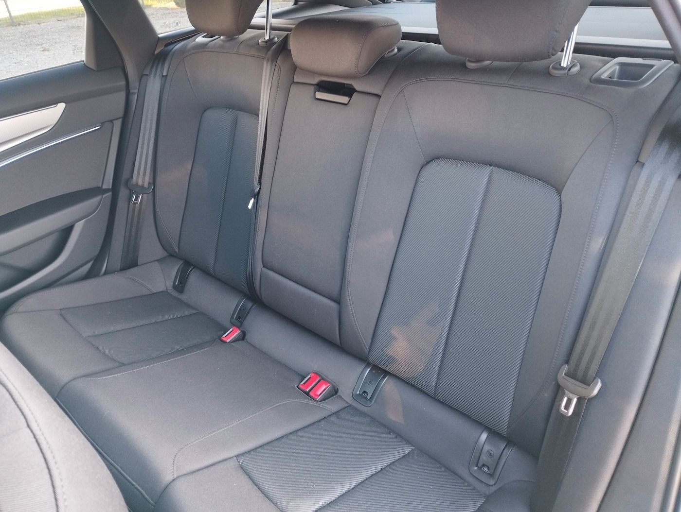 Fahrzeugabbildung Audi A6 Avant 2.0 quattro advanced NEU76T ACC LED KAM