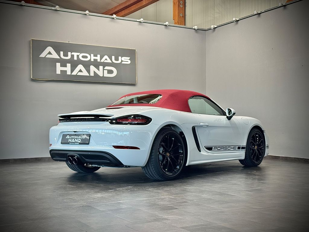 Porsche Boxster*718Bose*Verdeck in Rot*LED*949km*1.Hand*