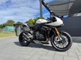 Triumph Speed Triple 1200 RR - TRIUMPH RR TRIPLE 1200 SPEED