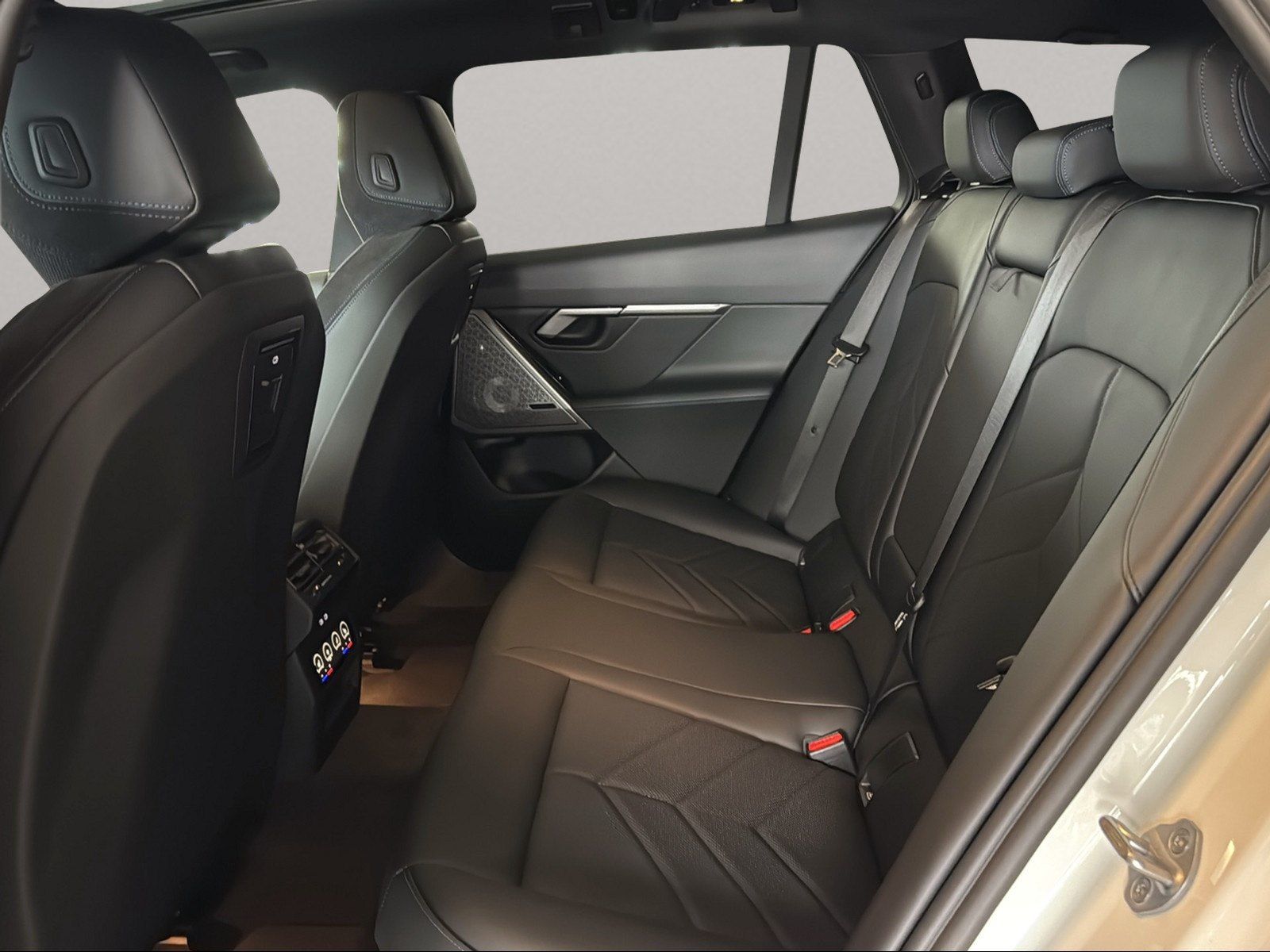 BMW i5 - Bild 9