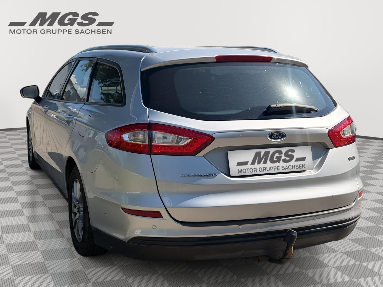 Ford Mondeo 2015 — photo 10