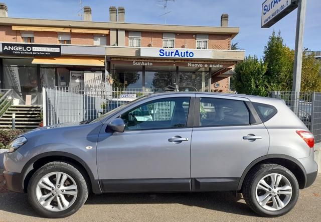 Nissan NISSAN Qashqai 2.0 dCi Acenta 4WD