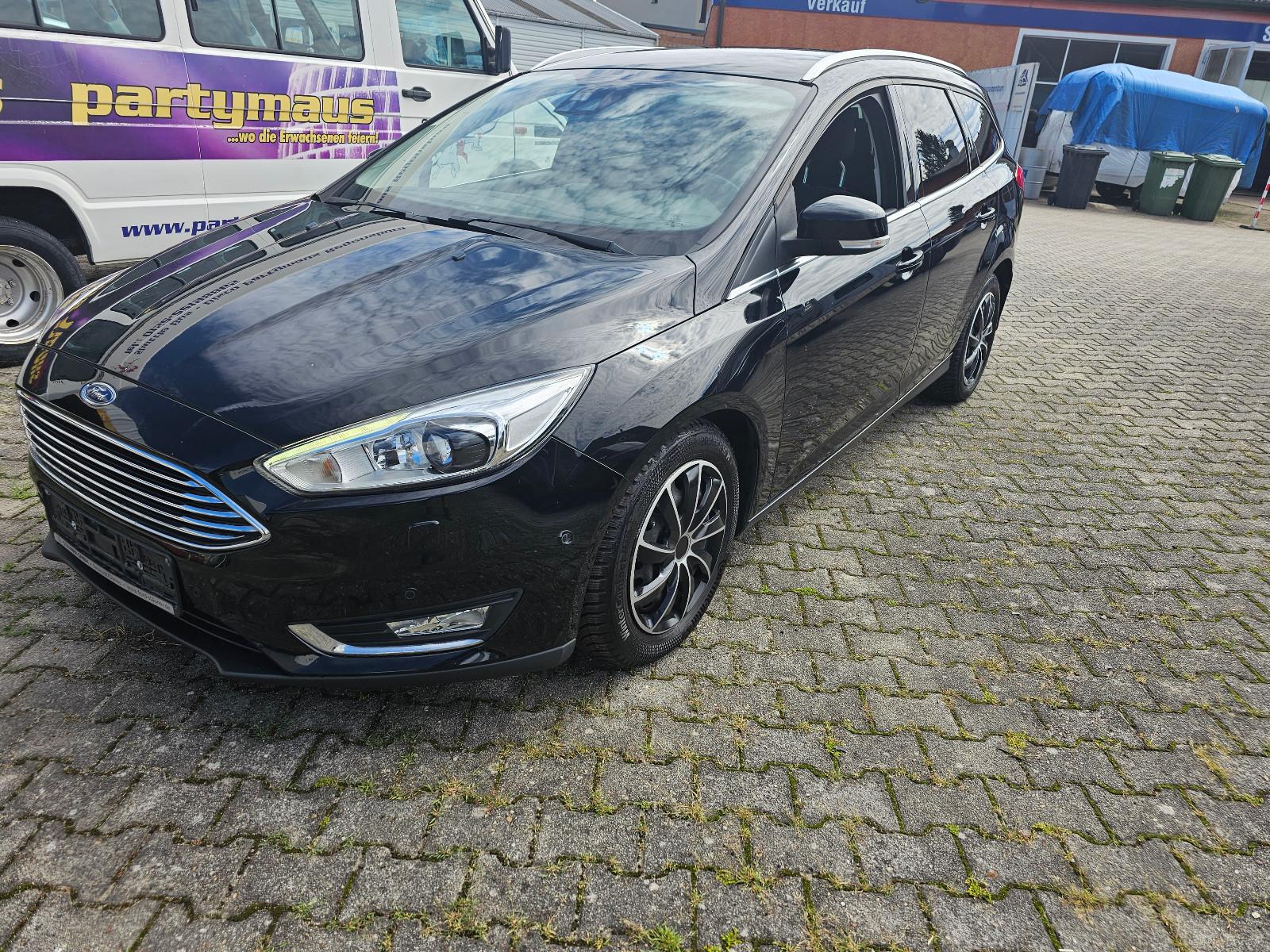 Ford Focus Turnier Titanium Navi,AHK