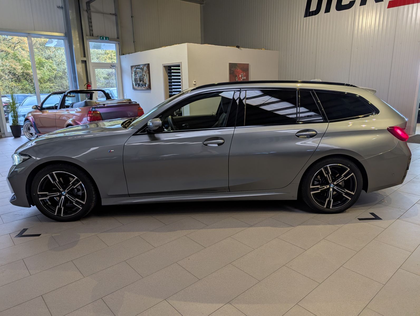 Fahrzeugabbildung BMW 320 d M-Sport Ad-LED ACC Comfort Kamera Pano AHK