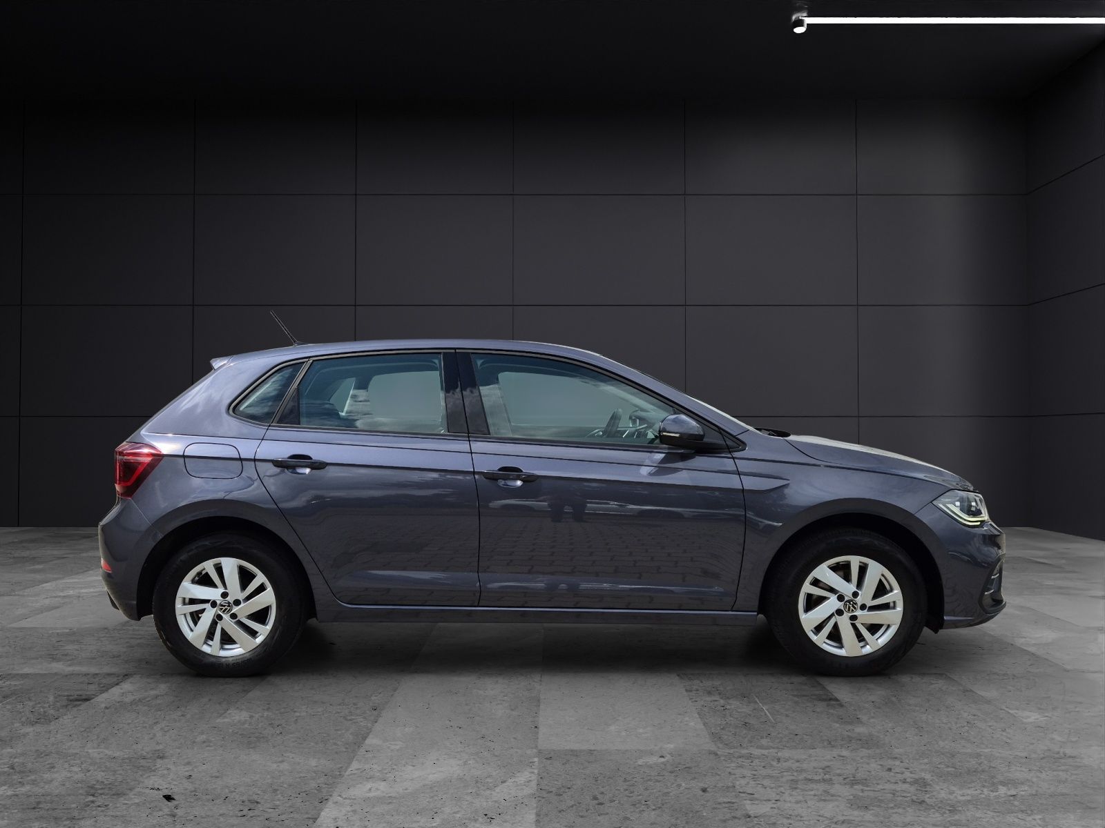 Fahrzeugabbildung Volkswagen Polo TSI Style DSG Matrix AID ACC PDC SH LM
