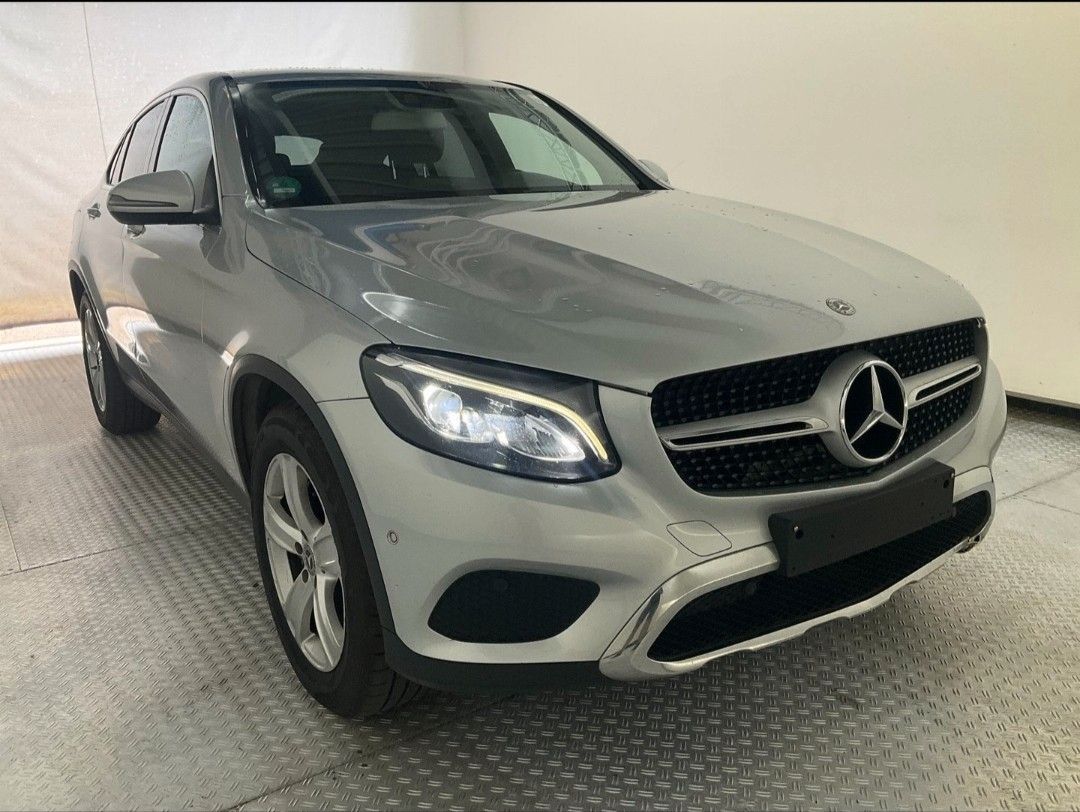 MERCEDES-BENZ GLC 220 d Coupe 4MATIC / EXCLUSIVE