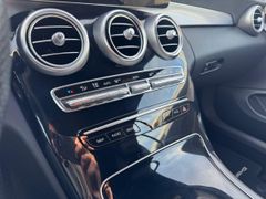 Fahrzeugabbildung Mercedes-Benz C 220 D Cabrio AMG-Line AIRSCARF DISTRONIC CAM