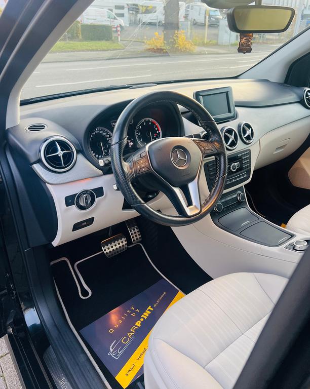 Mercedes-Benz B 250