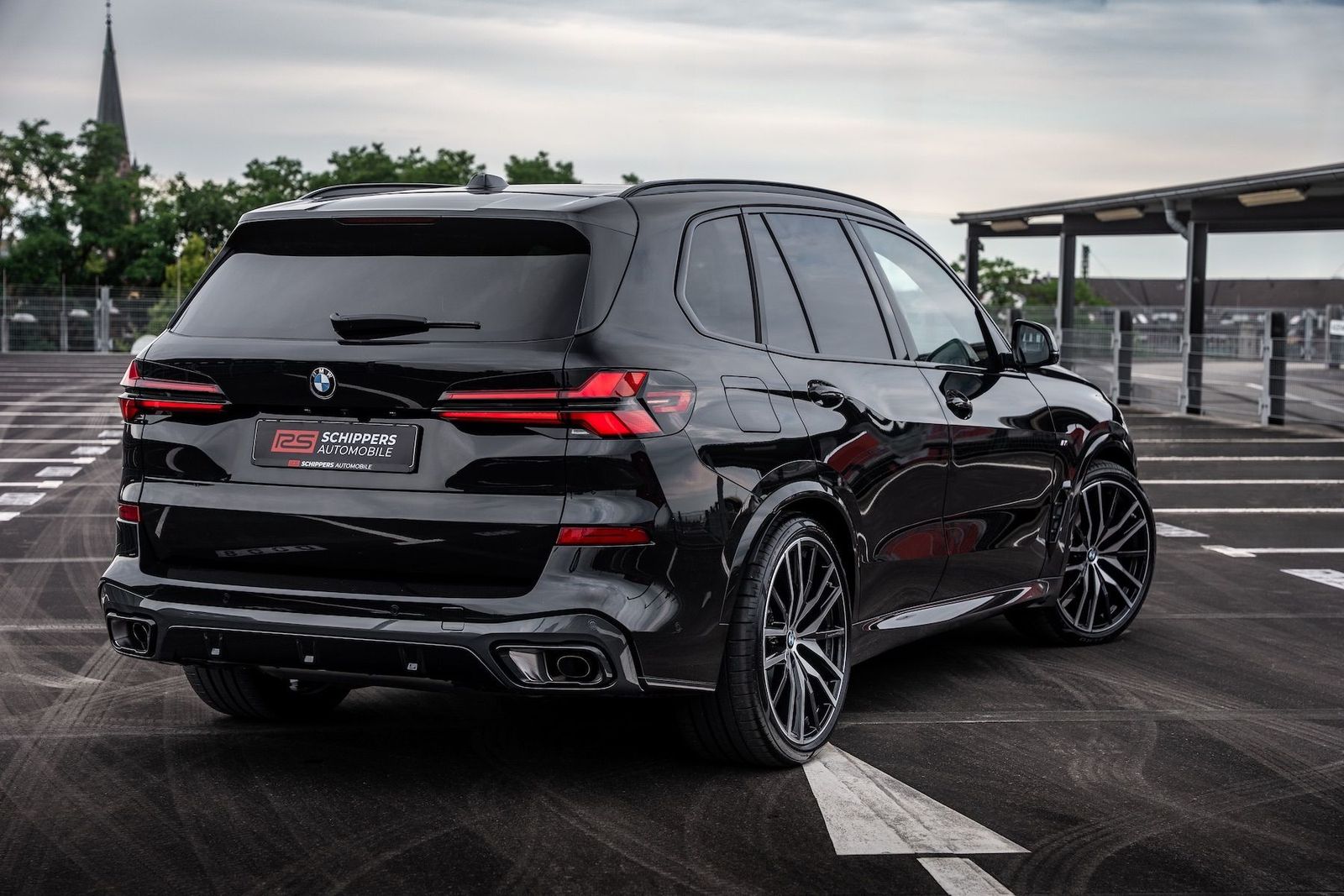 Fahrzeugabbildung BMW X5 40d xD M-SPORT PRO|AHK|MASSAGE|LIFT|CARBON
